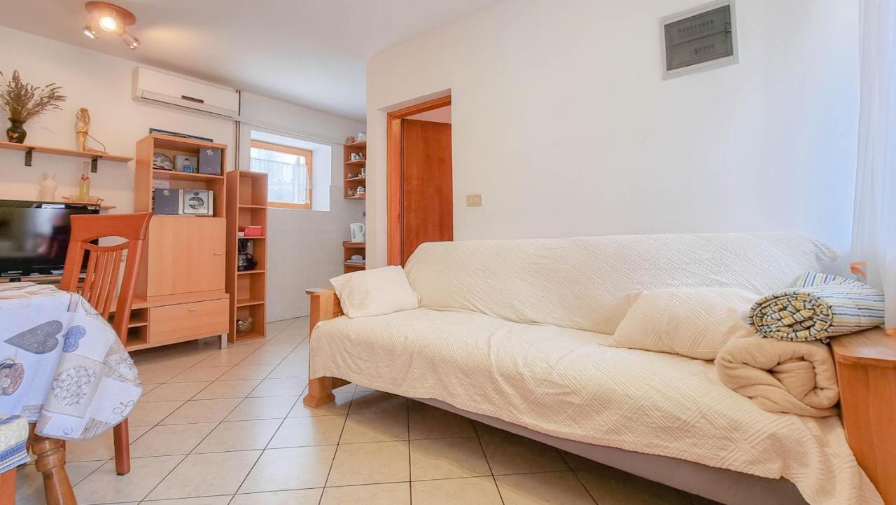 Valentino Apartment Новиград Екстериор снимка